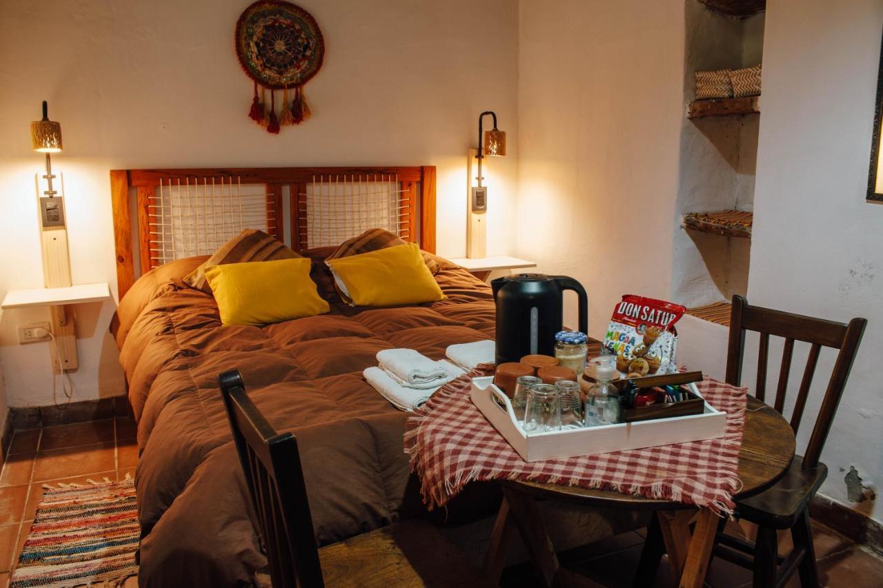 Casa De La Flia. Sanchez Bed & Breakfast Humahuaca Eksteriør bilde
